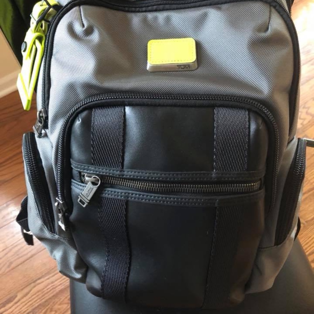 Tumi Alpha Bravo